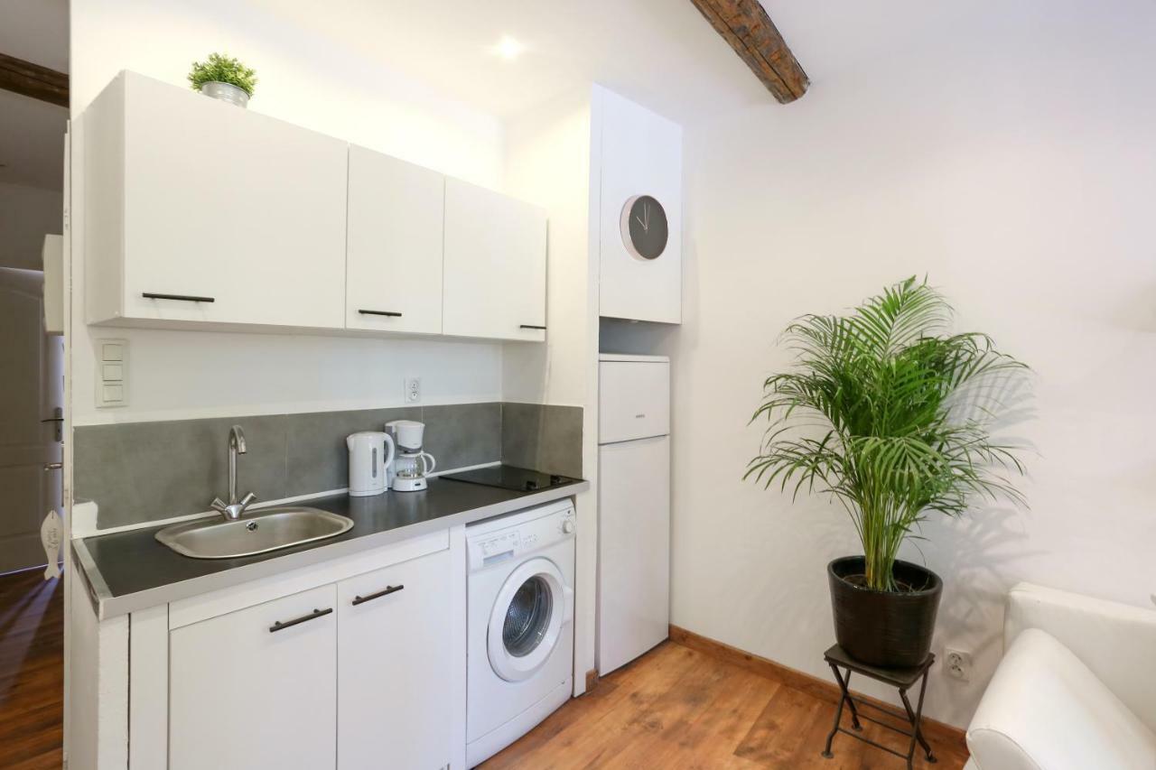 Gregbnb - T2 Cosy Et Design - Parking Inclus - Wifi - 15Min Gare Тулон Экстерьер фото