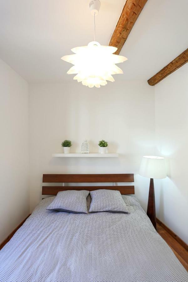 Gregbnb - T2 Cosy Et Design - Parking Inclus - Wifi - 15Min Gare Тулон Экстерьер фото